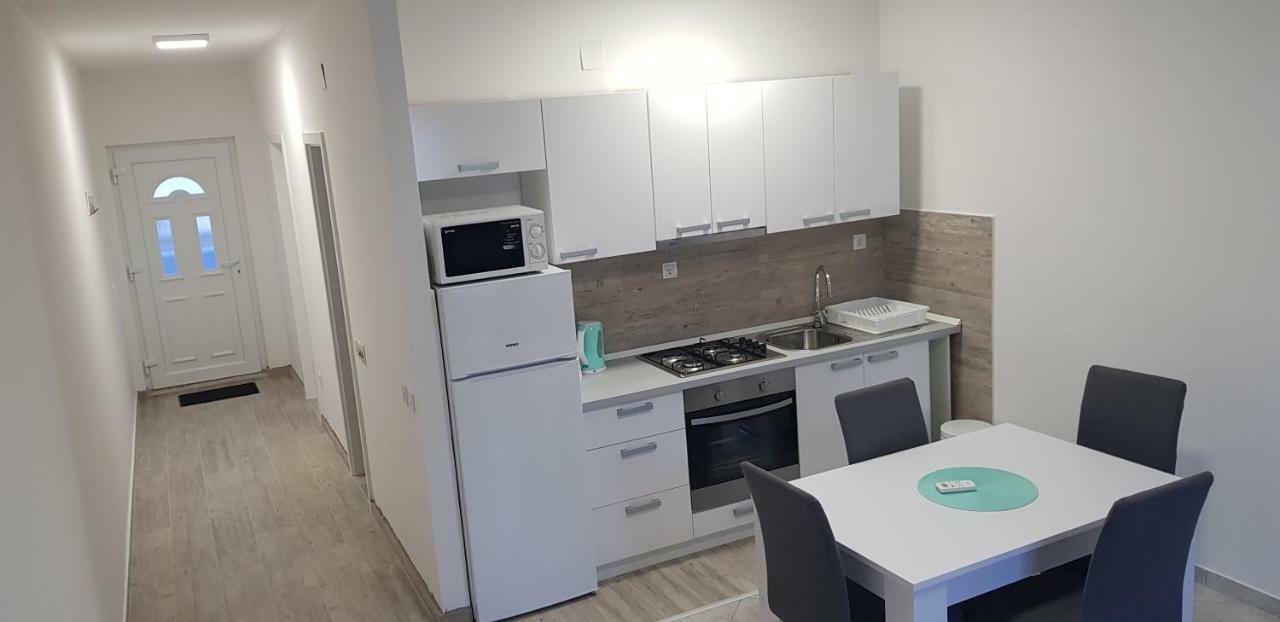 Gavran Apartment Винерац Екстериор снимка